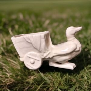Vintage Nelson McCoy Pottery Ivory Duck W/Wagon Cart Planter